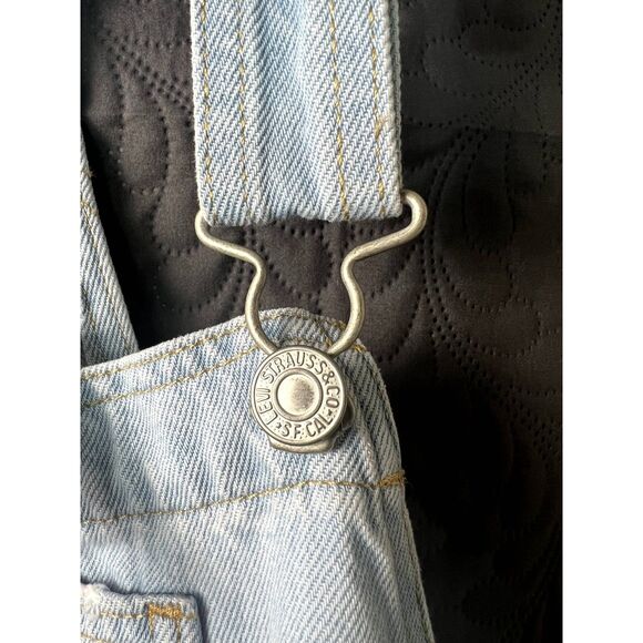 Levi's Women's Vintage Overalls Blue light Wash Stone Shadow Design SZ L: NWT - Picture 12 of 16